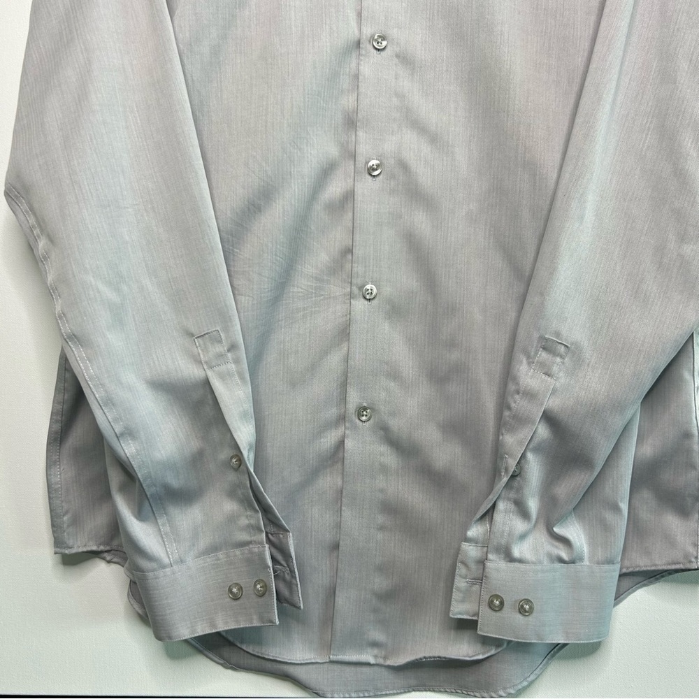 Calvin Klein Men's Grey Dress Shirt Slim Fit Size Medium - Picture 3 of 7